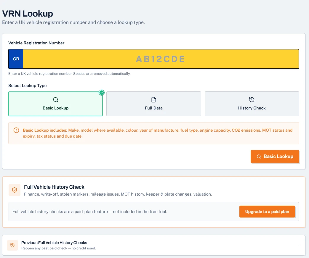 Mechanics Hub registration lookup with a UK number plate box and a basic lookup that returns make, model, colour, year, fuel type, engine size, CO2 emissions, MOT status and expiry, and tax status